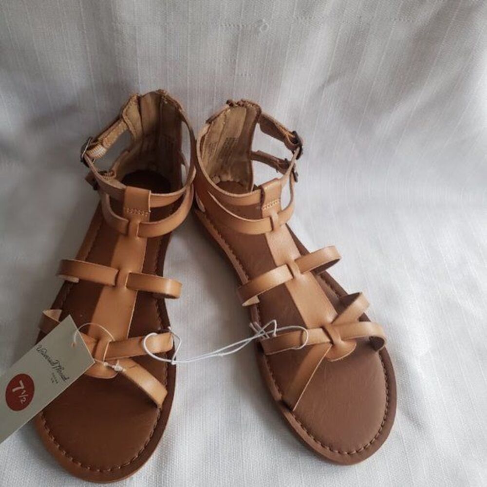 Universal Thread Alva Gladiator Sandals - Tan - Womens 7.5 - NEW - Picture 2 of 5